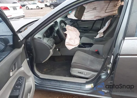 2010 Honda Accord 2.4 Lx-P из США, поврежденный, VIN 1HGCP2F46AA186882